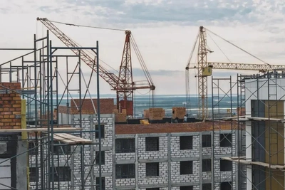 26 домов строят в Приуралье для переселения из аварийного жилья