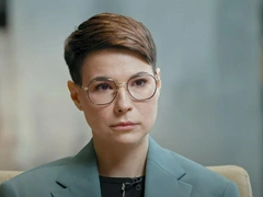 Звезда женского стендапа Зоя Яровицына: «Для меня не иметь детей лучше, чем если я рожу, но часики тикают»