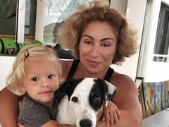 Симона Юнусова призналась, что с внучкой Алисой ее связывают более близкие отношения, чем с внуком Ратмиром