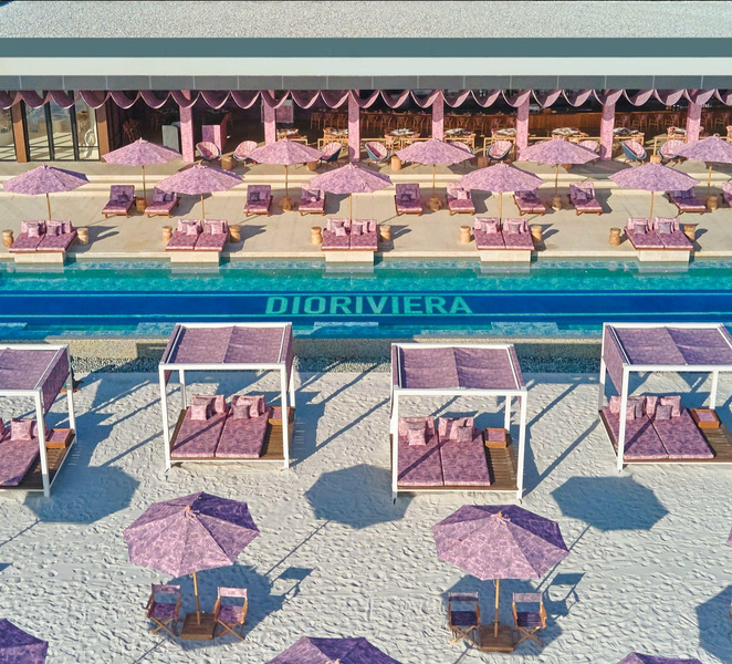 Dior открыли свой Барби-пляж в азиатском регионе