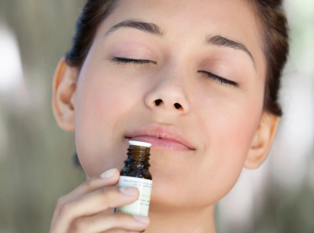 Ароматерапия, серебро и еще 3 способа защитить кожу от стресса