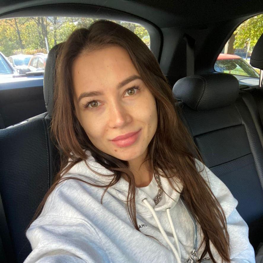 Сломались позвонки, повреждены кости свода черепа, ослепла на один глаз: больной раком Лерчек стало еще хуже