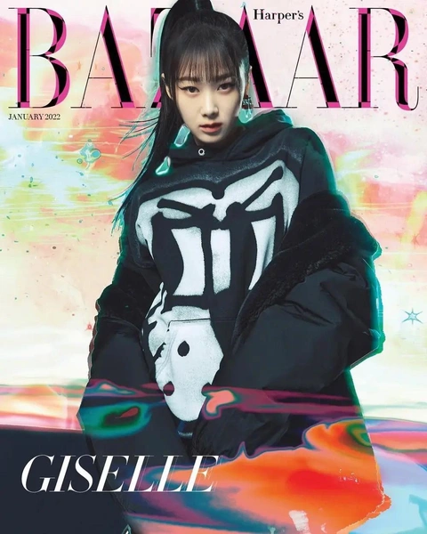 Источник: Обложка Hapers Bazaar Korea, январь 2022