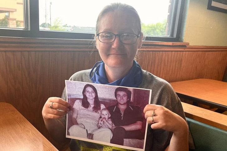 Тела родителей нашли на болоте, а их годовалая дочь пропала: ее удалось найти живой только через 40 лет