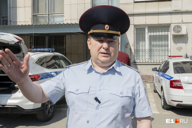 Начальник региональной автоинспекции Алексей Спиридонов | Источник: Кирилл Кушнов / E1.RU