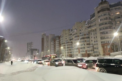 Snowstorm in Perm leads to nine-point traffic gridlock