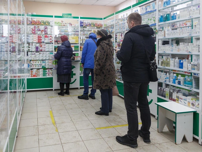 В комитете здравоохранения региона утверждают, что лекарственное средство имеется в аптечных учреждениях в необходимом объеме. | Источник: Алексей Волхонский / V1.RU