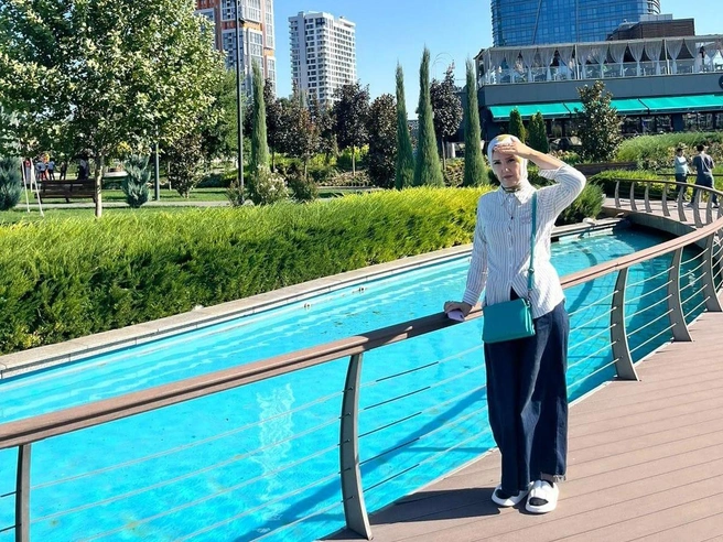 Недавно Ранохон ездила в отпуск в Узбекистан, но и в Новосибирске она находит время на отдых с друзьями и родственниками | Источник: предоставлено Ранохон Талиповой