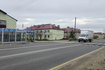 В НАО обустроили пешеходный переход у аэропорта Нарьян-Мара