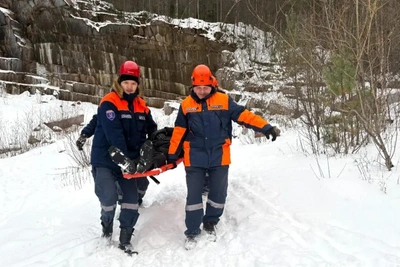 50-летний турист сорвался со скалы Ермак на Красноярских Столбах