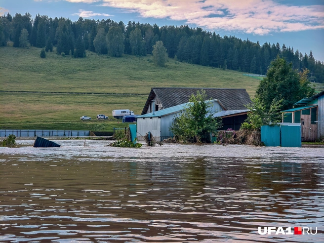Затопленные участки | Источник: Булат Салихов / UFA1.RU