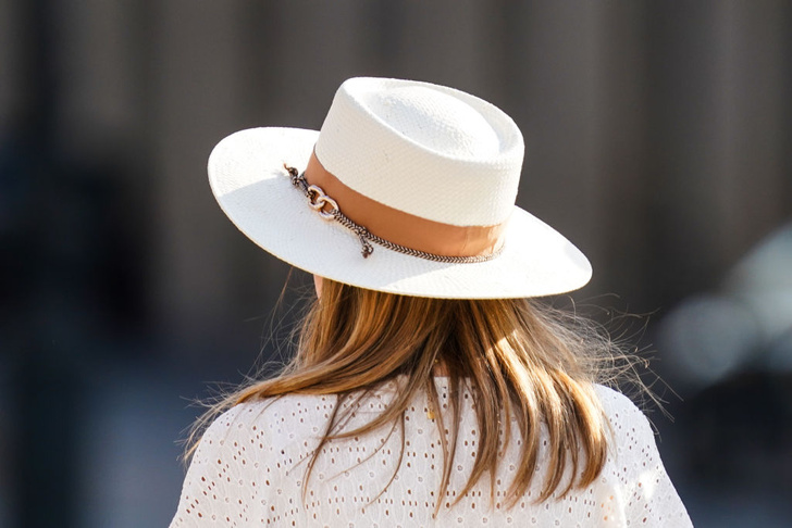 Французский стиль: 20 трендовых шляп этого лета