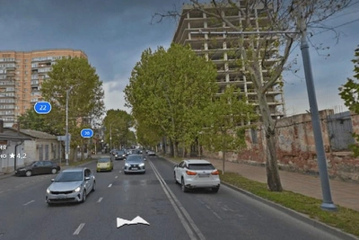 В Краснодаре на два месяца закроют тротуар на Ставропольской