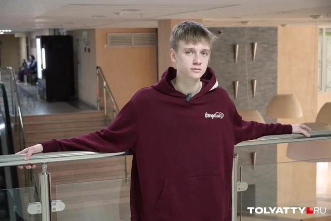 Глеб говорит, что ни в одном из торговых центров родного города нет подходящей для подростков одежды | Источник: Алексей Ногинский / 63.RU