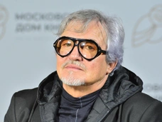 Дмитрий Дибров начал процесс по возврату фамилии и подал заявку на товарный знак: Полина может потерять бизнес