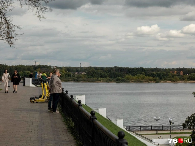 В городе еще много туристов | Источник: Александр Куренной / 76.RU