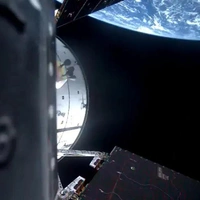 Полет нормальный и туалет починили: как прошли первые 12 часов лунной миссии «Артемида-2»