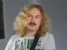 «Из-за него удалили ЮТуб, который 5 лет поднимала с колен»: Николаев требует 1,5 млн с блогера Мурашкиной