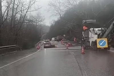 На объездной дороге в Адлер снова образовался «разлом»