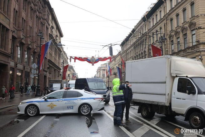 Часть центральных улиц в Петербурге закрыли для пешеходов | Источник: Дарья Драй / «Фонтанка.ру»
