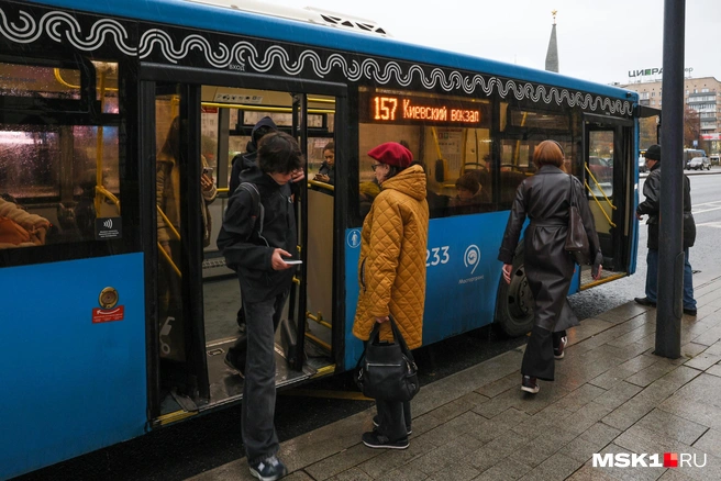 12 автобусов свяжет Москву и Подмосковье | Источник: Артём Устюжанин / MSK1.RU
