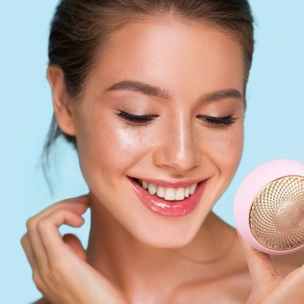 Лето в мегаполисе: как защитить кожу от плохой экологии и неправильного питания?