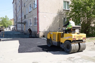 Более 26 тыс. кв. м асфальта отремонтировали во дворах Сахалина