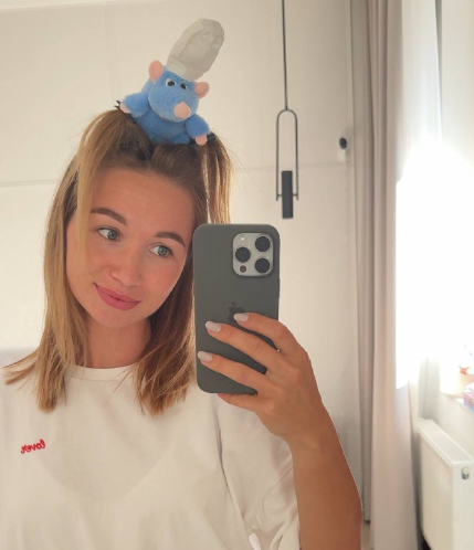 Лера старается быть откровенной со своими подписчиками