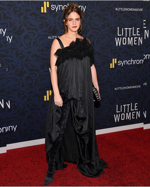 Эмма Уотсон задала новый модный тренд на премьере фильма «Маленькие женщины»