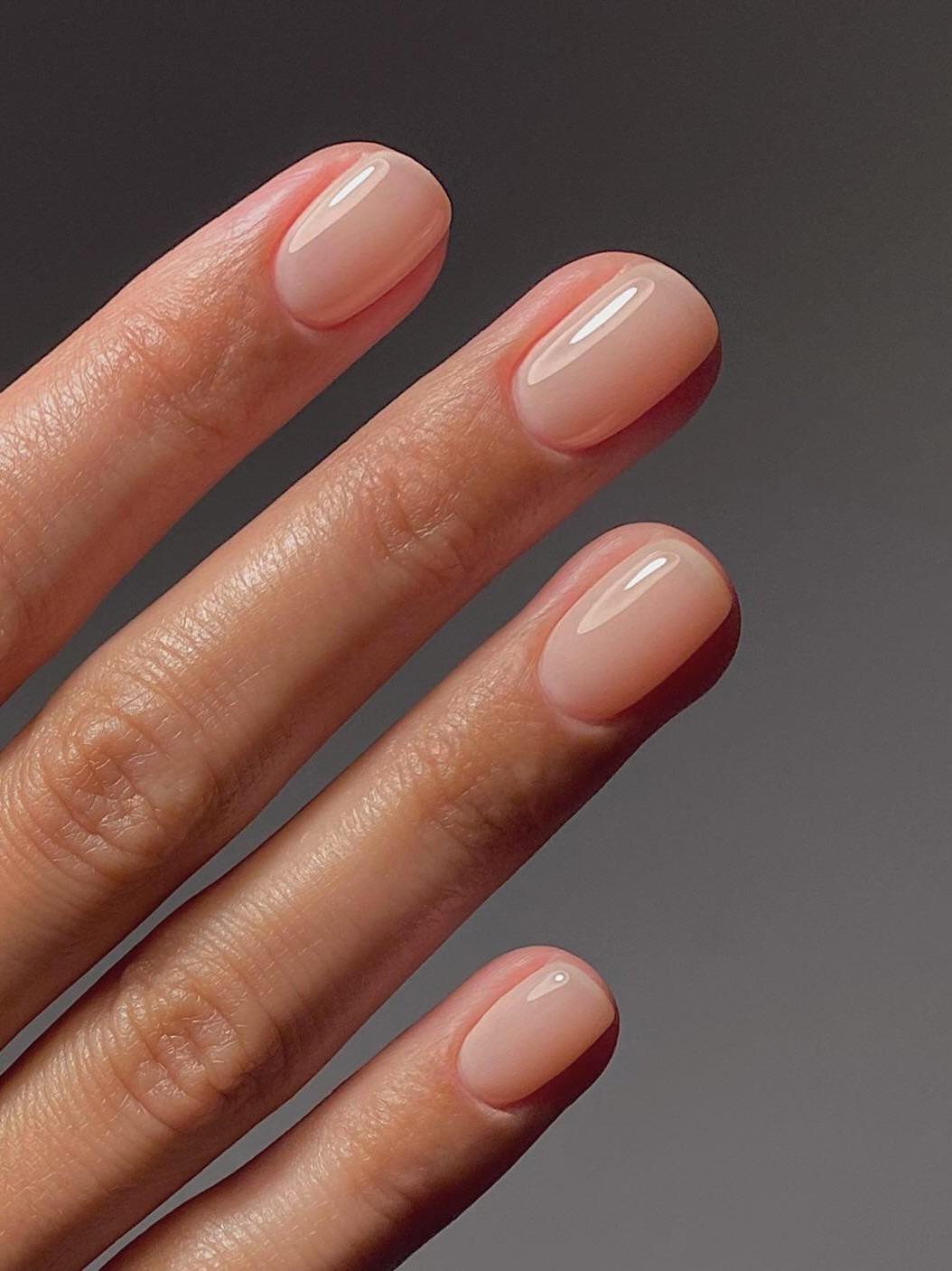 Маникюр с эффектом тонального крема: как сделать foundation nails