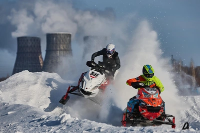 Going Airborne: Snowmobile and Motorcycle Races in Novosibirsk — Spectacular Photos