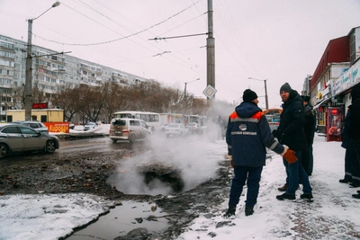 Omsk Residents Told Why Heating Mains Are Bursting Across the City