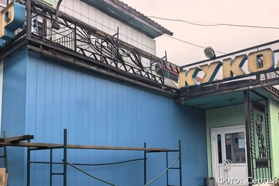 На стройке театра кукол на Камчатке Лебедев застал одного рабочего