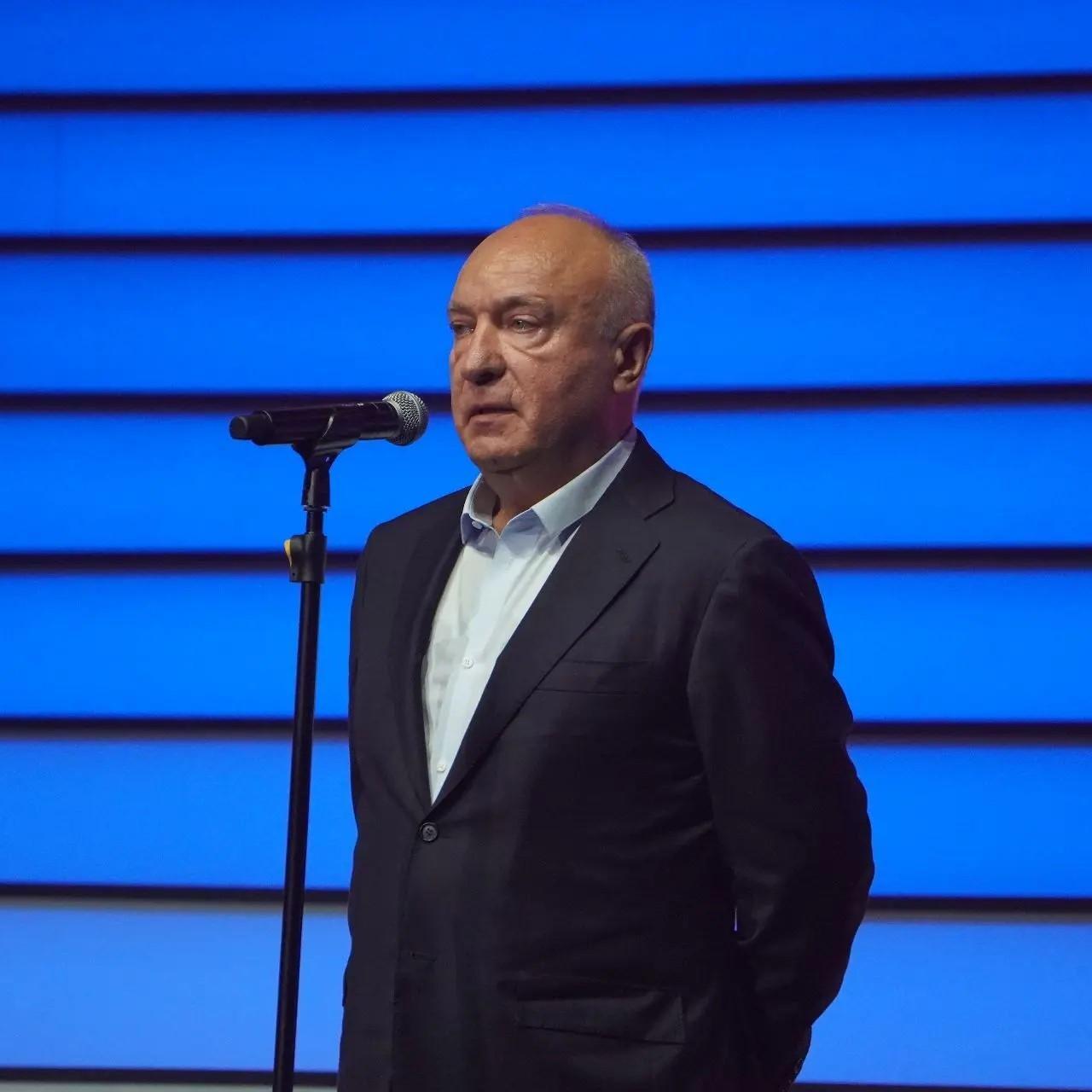 <p>Юрий Яковлев</p>