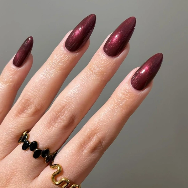 Источник: avrnailswatches
