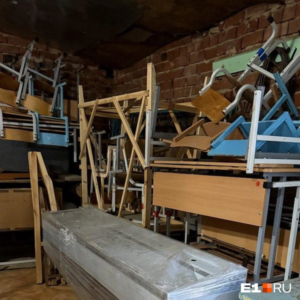 Но пока не могут его установить | Источник: Читательница E1.RU