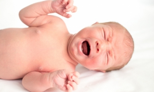 В Перми прооперировали младенца, чтобы он мог плакать