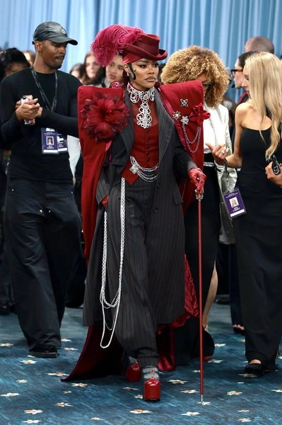 Красная дорожка Met Gala 2025  | Источник: X