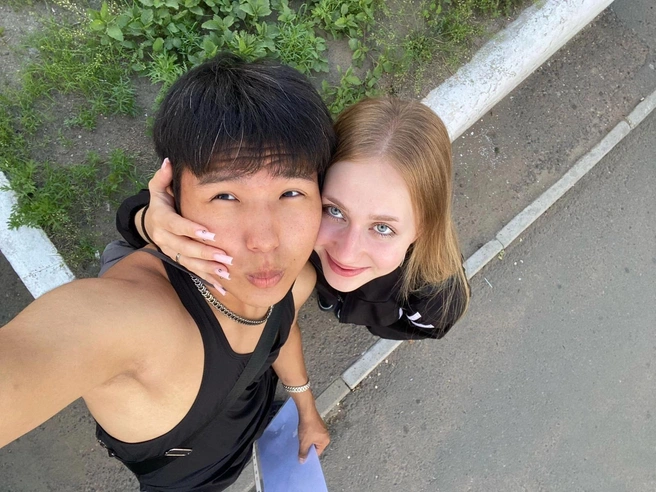 Александра Липатова со своим молодым человеком  | Источник: Александра Липатова / vk.com