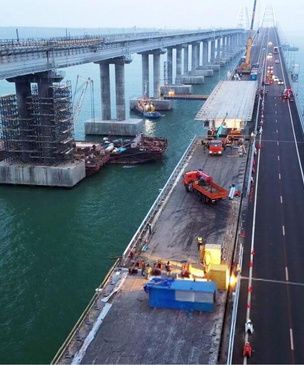 Cмертельная авария на Крымском мосту и тропический циклон в Бразилии: главные новости 20 февраля
