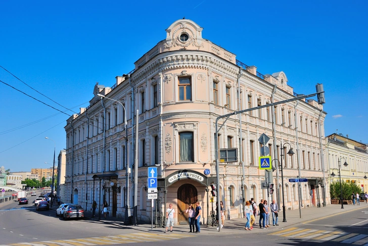 Дом Петра Арсеньевича Смирнова на Пятницкой улице в Москве | Источник: Shutterstock/Fotodom.ru