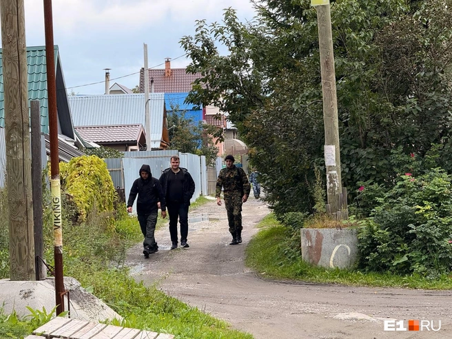 Силовики продолжают обыски | Источник: Дарья Костомина / E1.RU