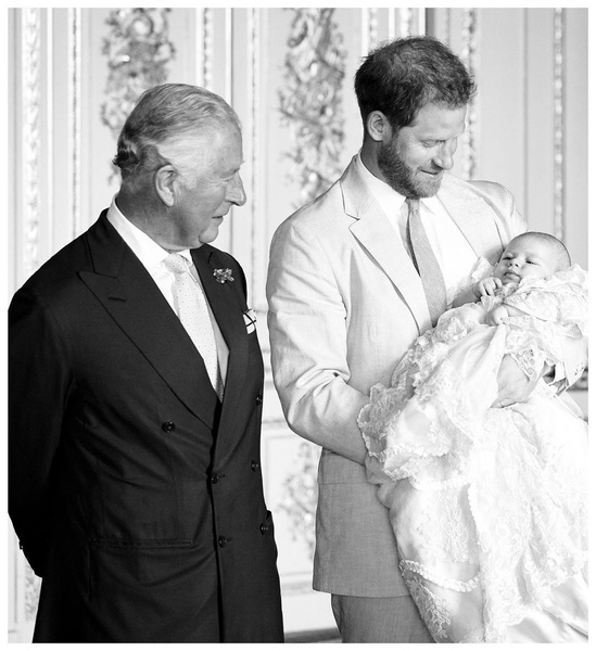 Принц Гарри и герцогиня Меган поделились неизвестным фото Арчи