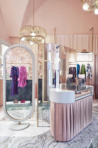 Нежно-розовый бутик по дизайну Кристины Челестино (фото 11.1)