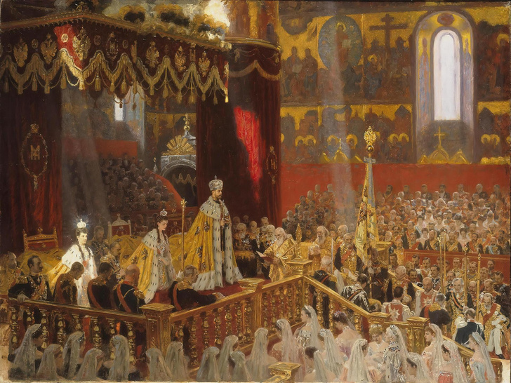 Проклятье короны: что было не так с коронационным нарядом последней российской императрицы