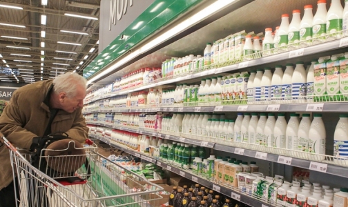 В магазинах настоящую «молочку» отделят от продуктов с заменителями жира