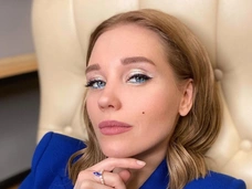 Кристина Асмус: «С чего вы взяли, что я свободна?»