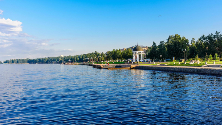 Набережная Онежского озера: арт-объекты в Петрозаводске