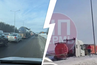 Бензовоз перекрыл Чусовский мост, вызвав пробку в Перми