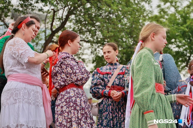 Наряженные дети | Источник: Мария Ленц / NGS24.RU